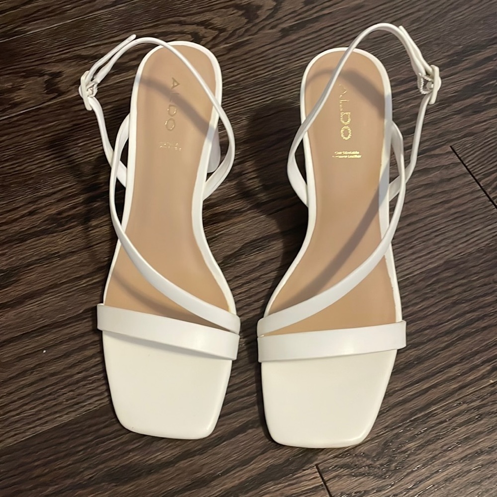 Brand new heeled sandals